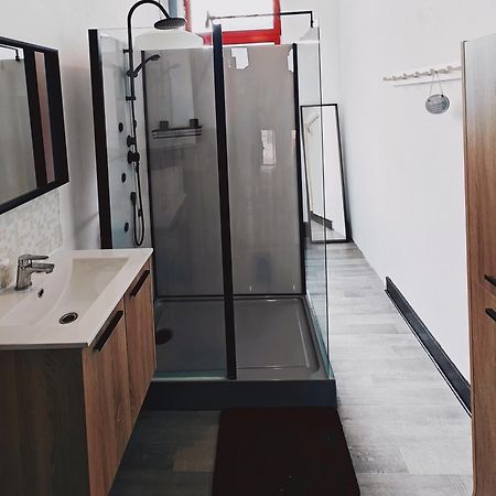 Apartmán Chambre Privee Au 3E Etage Sans Ascenceur En Plein Centre De Charleroi Exteriér fotografie
