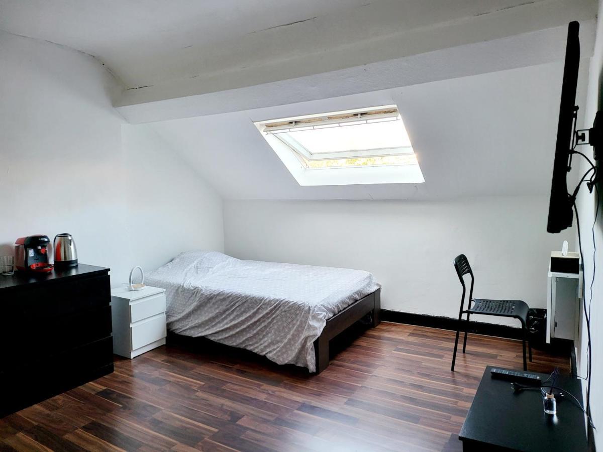 Apartmán Chambre Privee Au 3E Etage Sans Ascenceur En Plein Centre De Charleroi Exteriér fotografie